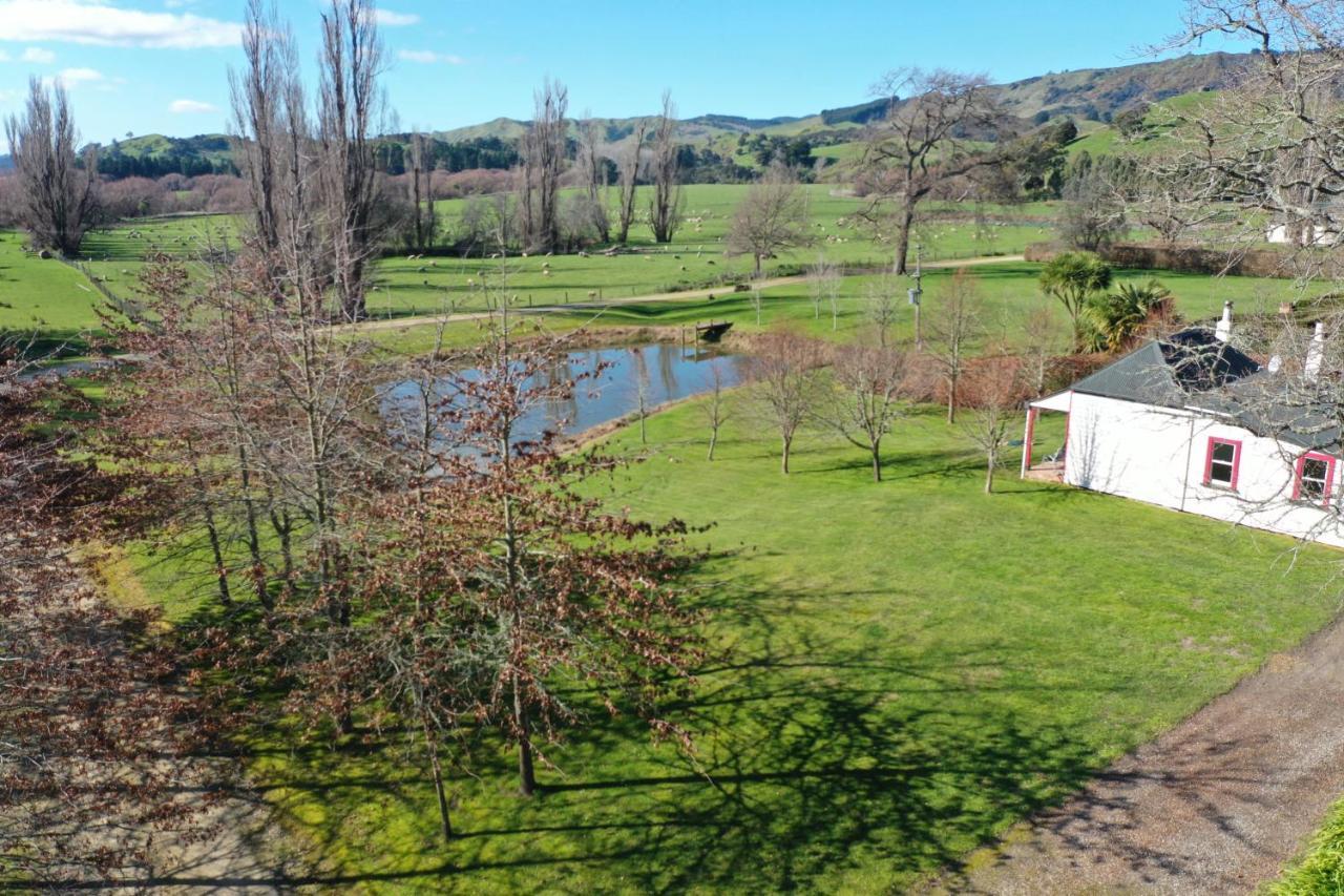 India House & Ica Whare In Whareama, Nr Riversdale Beach Exterior photo